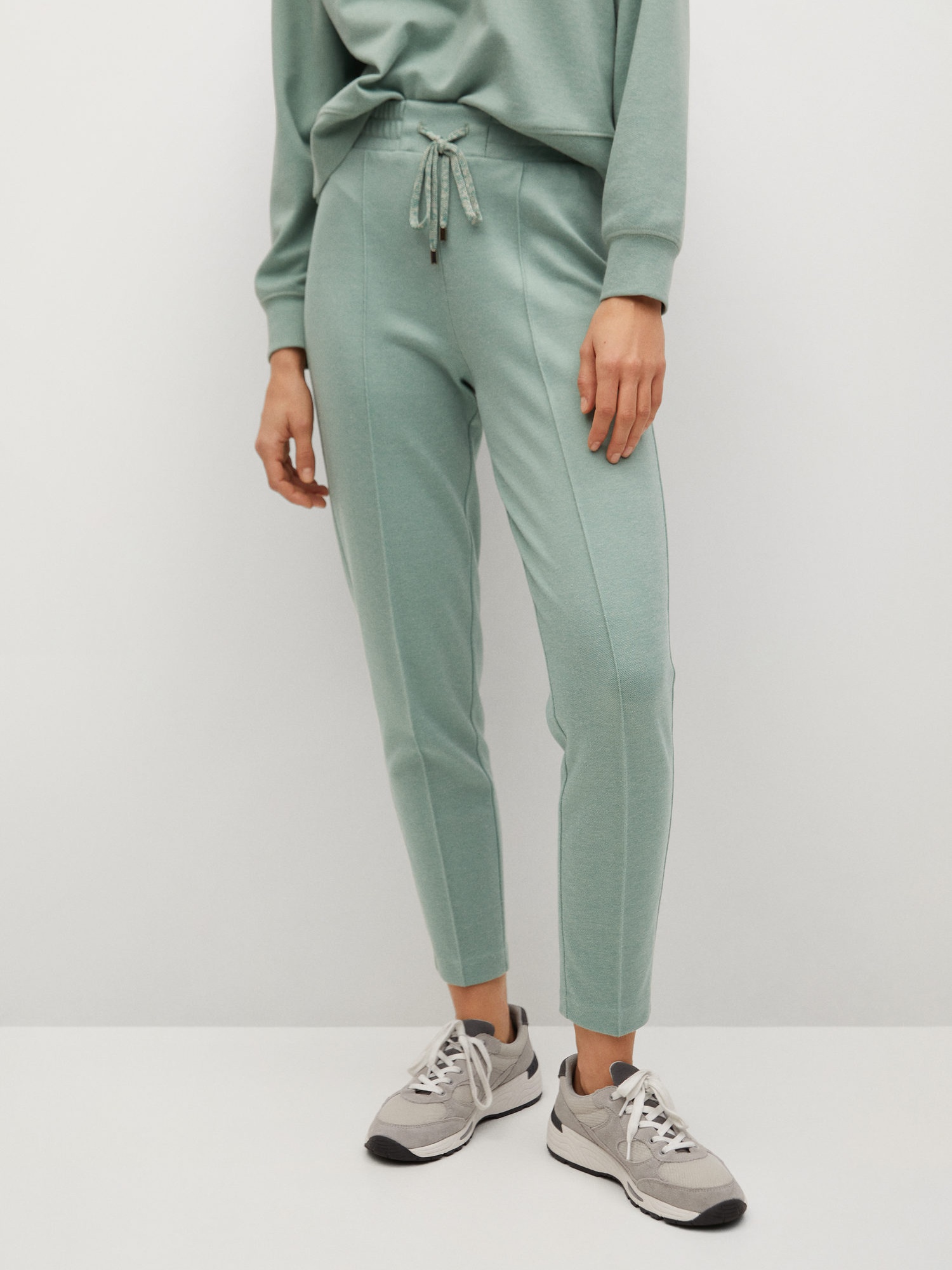 

Спортивные штаны Mango 87064035-40, Спортивные штаны Mango 87064035-40 XS
