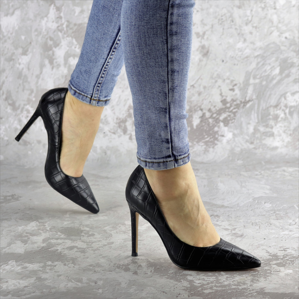 

Туфли женские Fashion Toni 2457 35 размер 23 см Черный 38 р