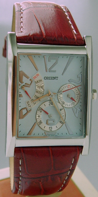 

Часы ORIENT UUAA003W0