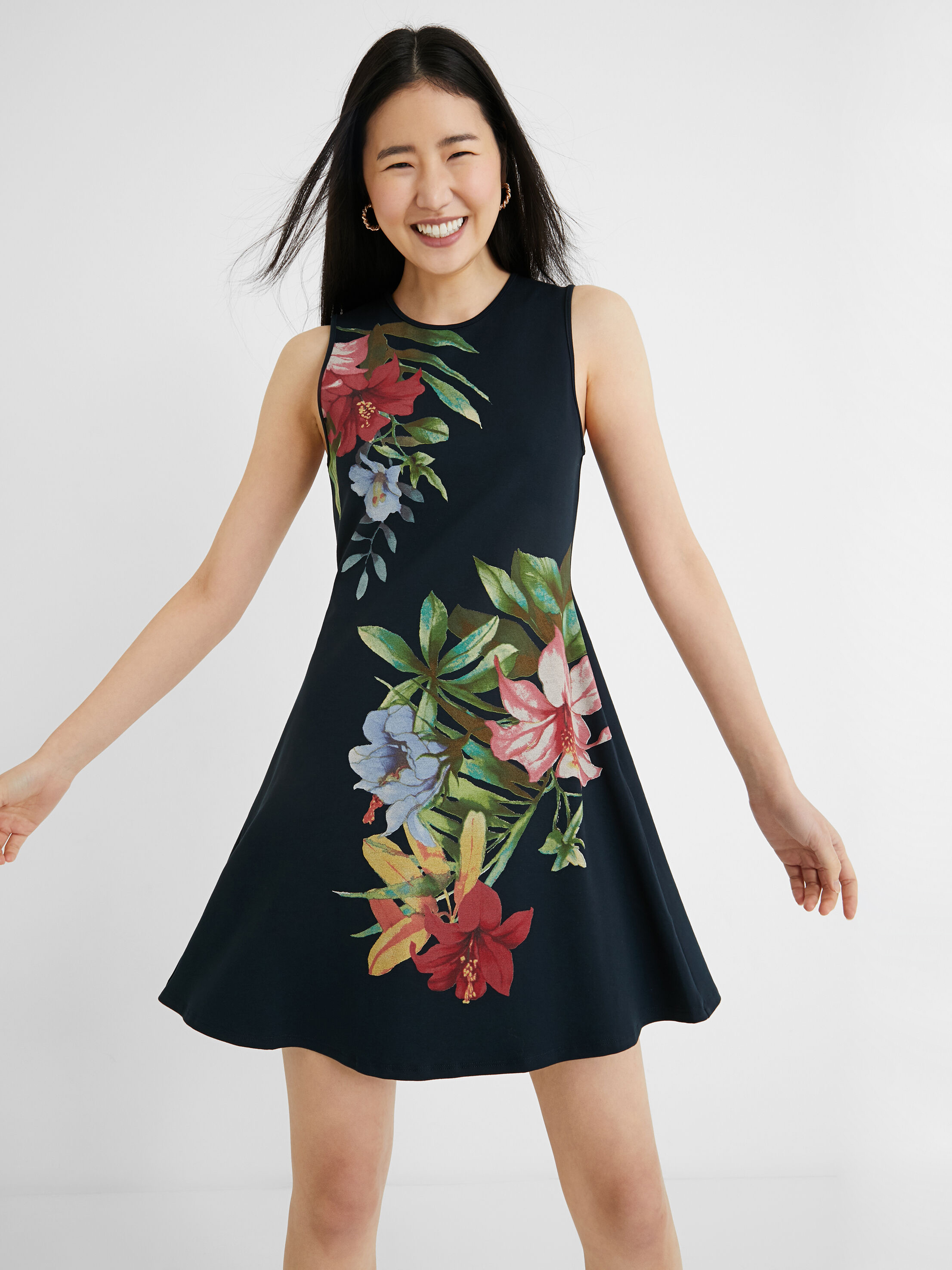 

Платье Desigual 21SWVK40-5001 M