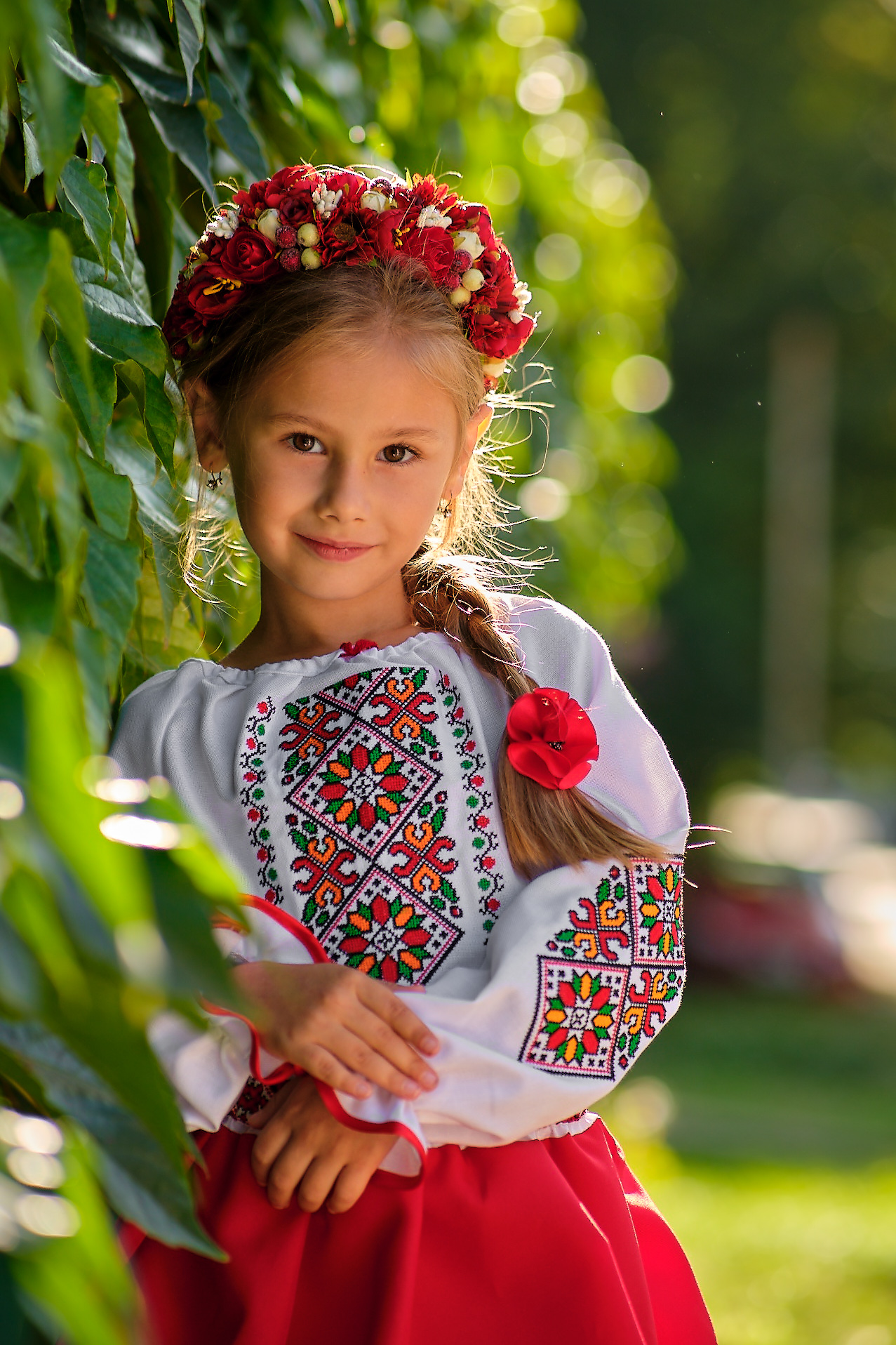 

Яскрава вишиваночка для дівчинки Гуцулочка розмір 128 см