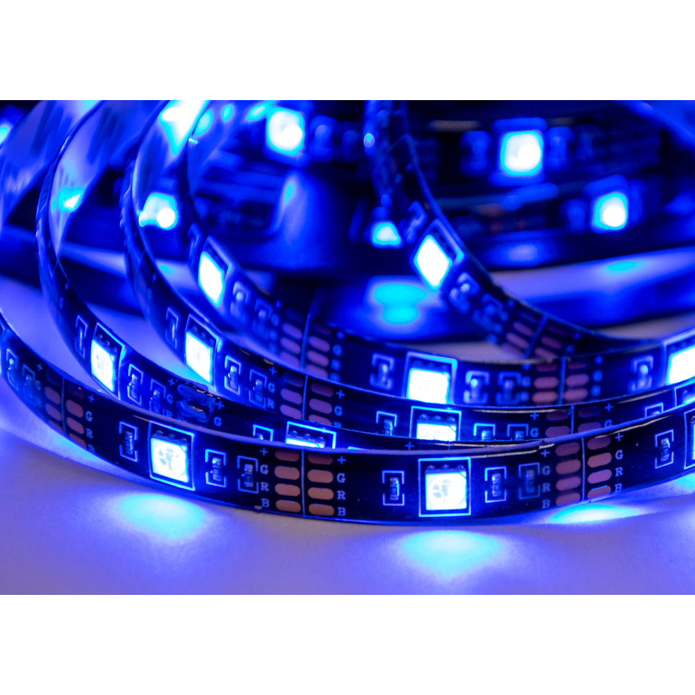 

Стрічка світлодіодна 5м із rgb-світінням та пультом Led Strip 5050 (VS7003654)