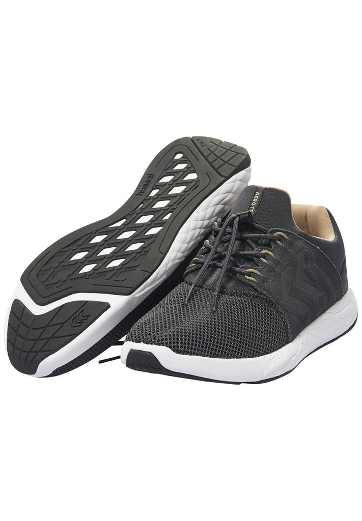 

Кроссовки Hummel TERRAFLY NP 46 ЧЕРНЫЙ (060-521-1525-46)