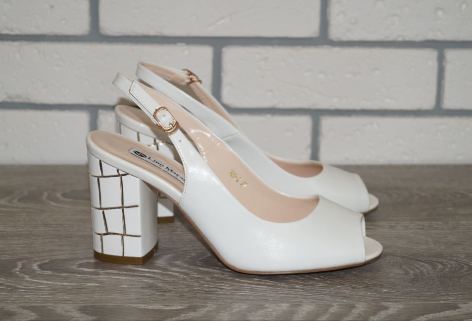 

Босоножки Lino Marano W29 36 белые