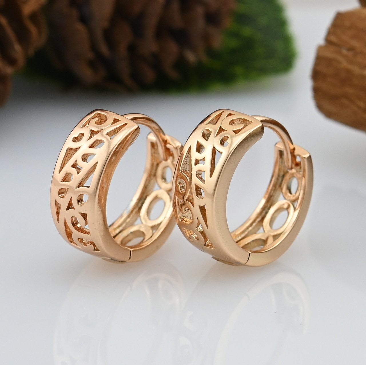 

Серьги Xuping 30418 размер 12х6 мм вес 2.9 г позолота 18К