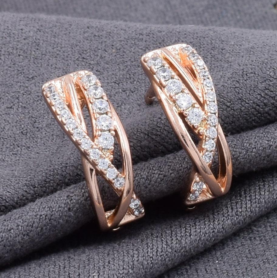 

Серьги Xuping 30352 размер 15х5 мм белые фианиты вес 2.1 г позолота РО