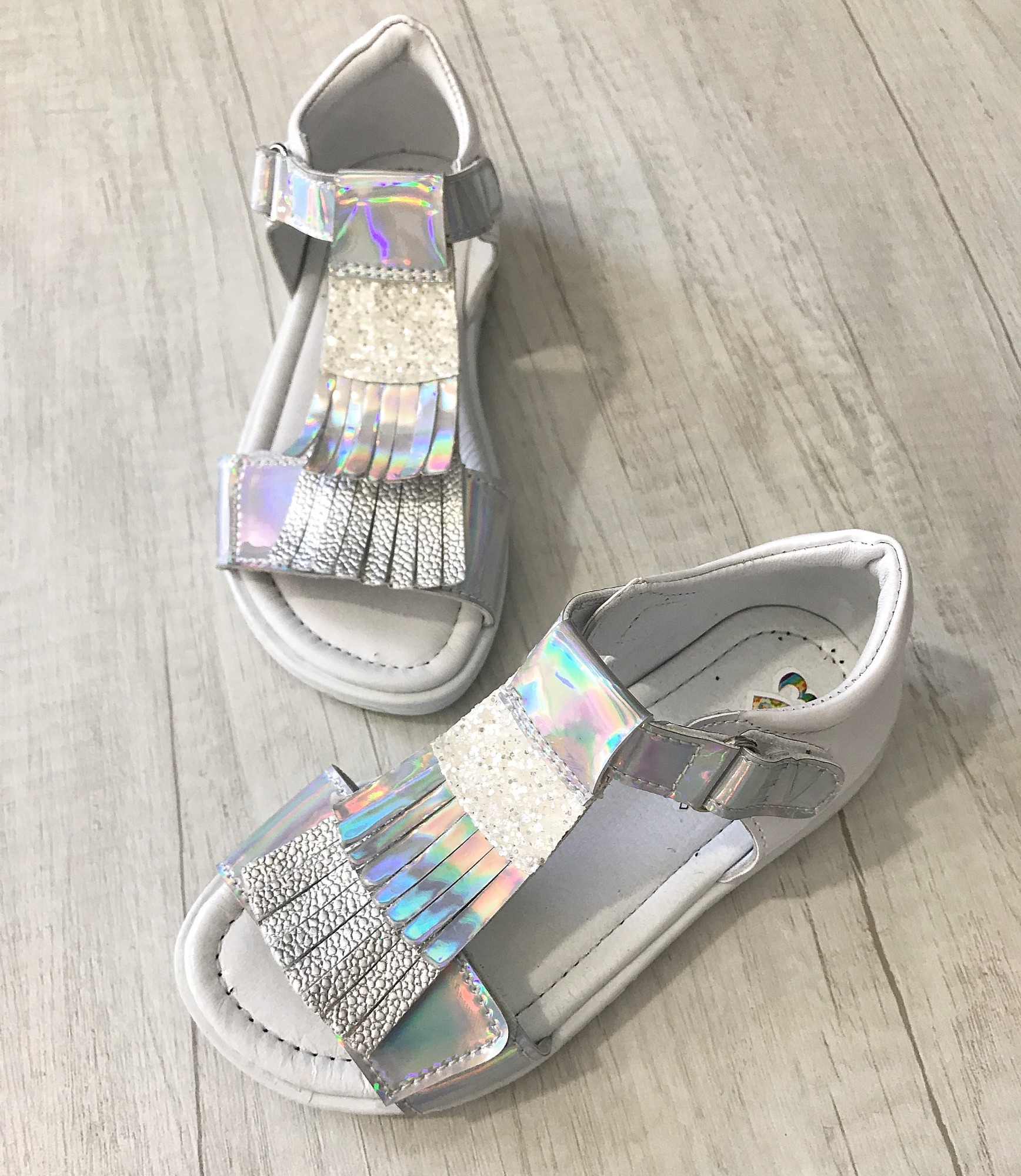 

Босоножки EVIE shoes Suzy 22 Серебристые (183-1K 22)