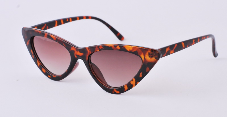 

Солнцезащитные очки 3265 brown коричневые