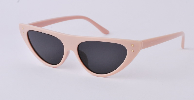 

Солнцезащитные очки 3281 beige черные