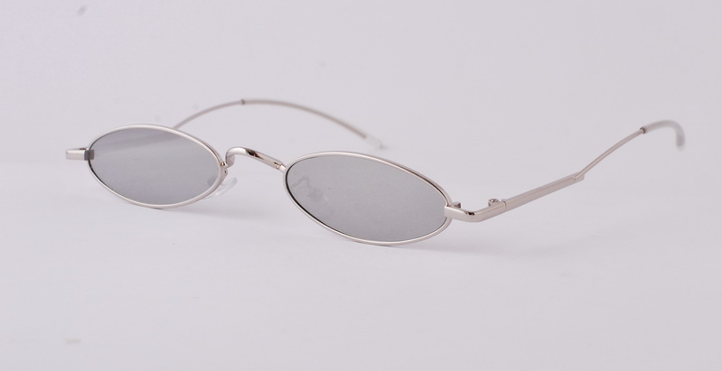 

Солнцезащитные очки 7009 gray зеркальные