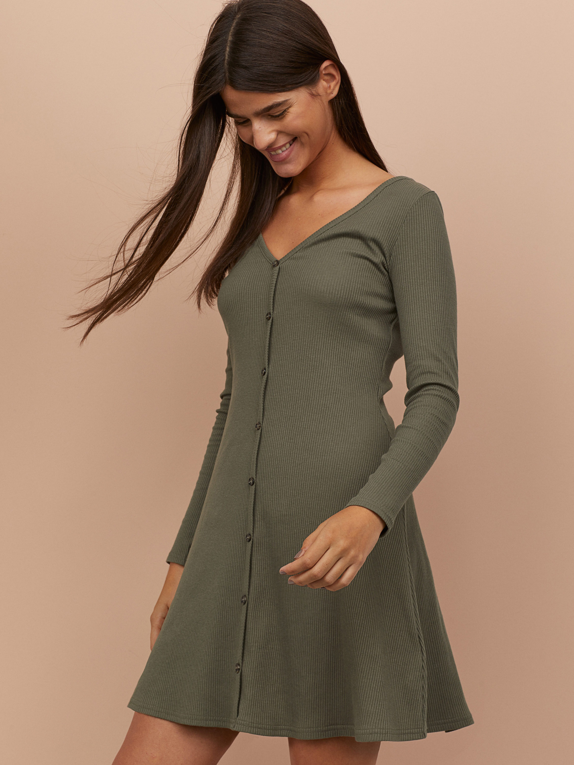 

Платье H&M 0783280-1 XL Хаки