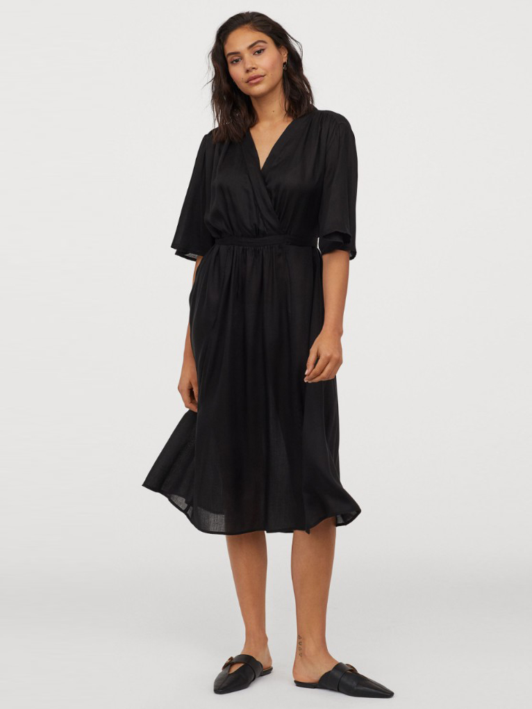 

Платье H&M 0822158-1  Черное, Платье H&M 0822158-1 46 Черное