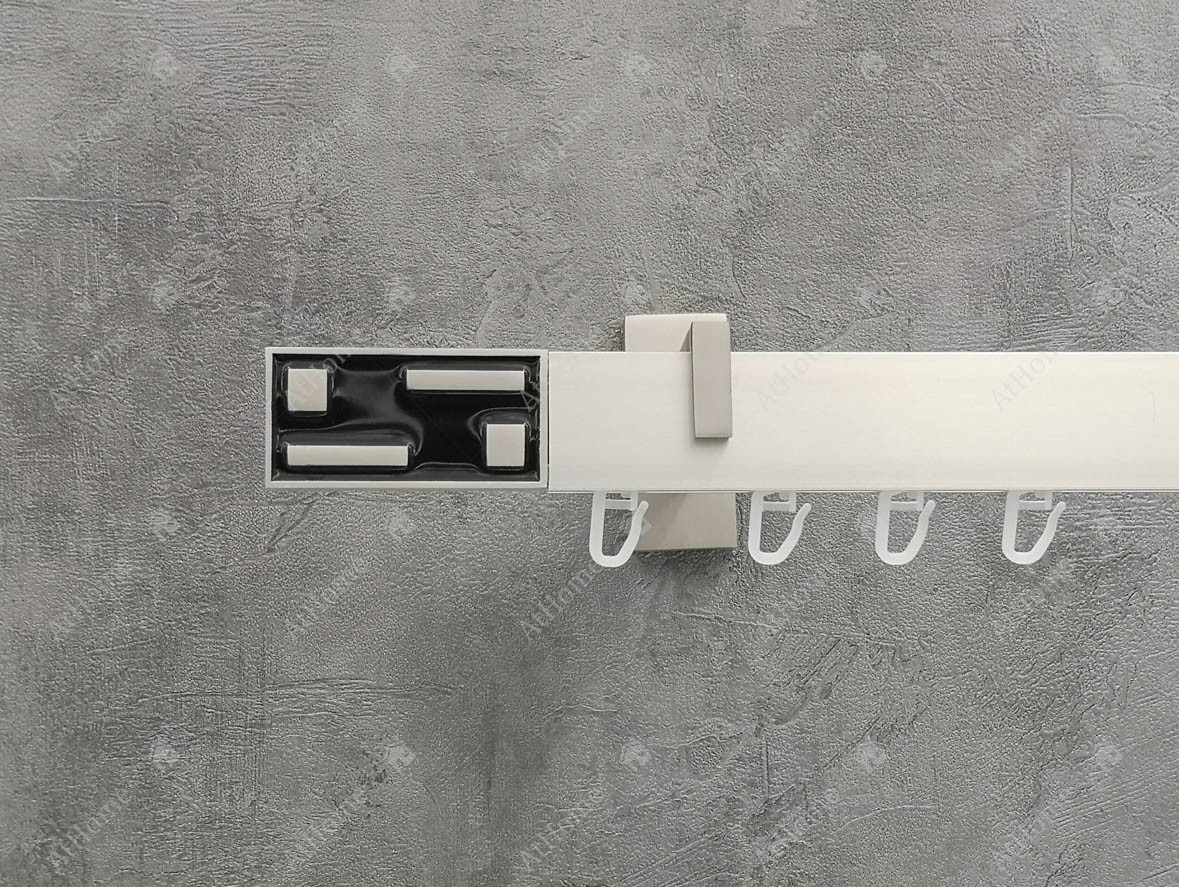 

Карниз Marcin Dekor Square line G-Tech 200 см одинарный Сталь матовая (кронштейн 15 см)