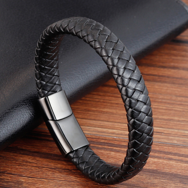 

Кожаный браслет BroBand One черный 20.5см (BB-ONE-BLACKTOBLACK-20-5)