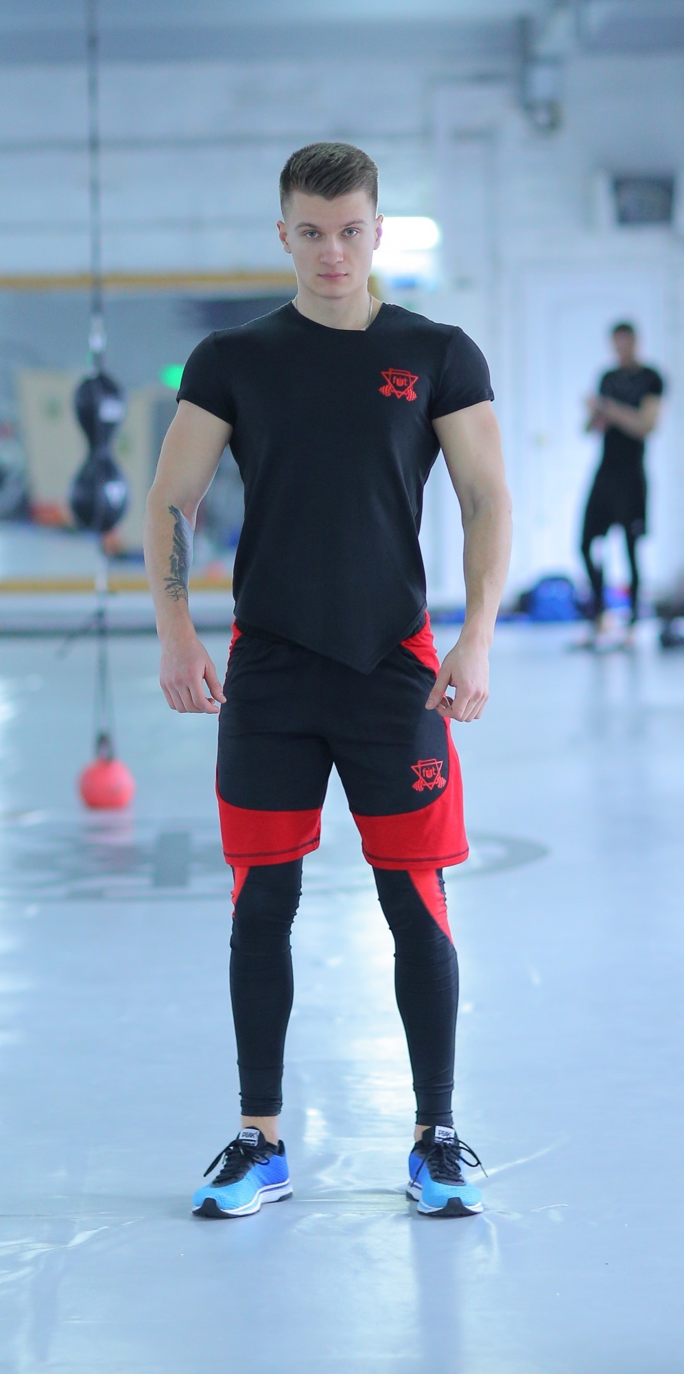

Мужской спортивный комплект Splay black 3.1 FitU L Черный 000150968
