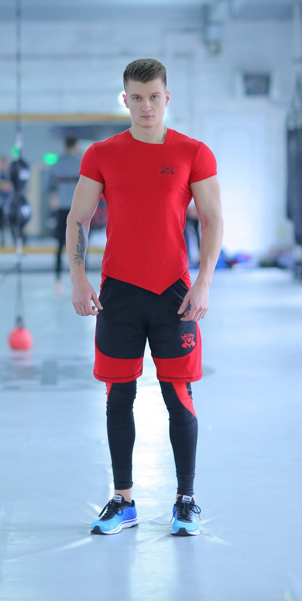 

Мужской спортивный комплект Splay red 3.1 FitU S Красный 000150974