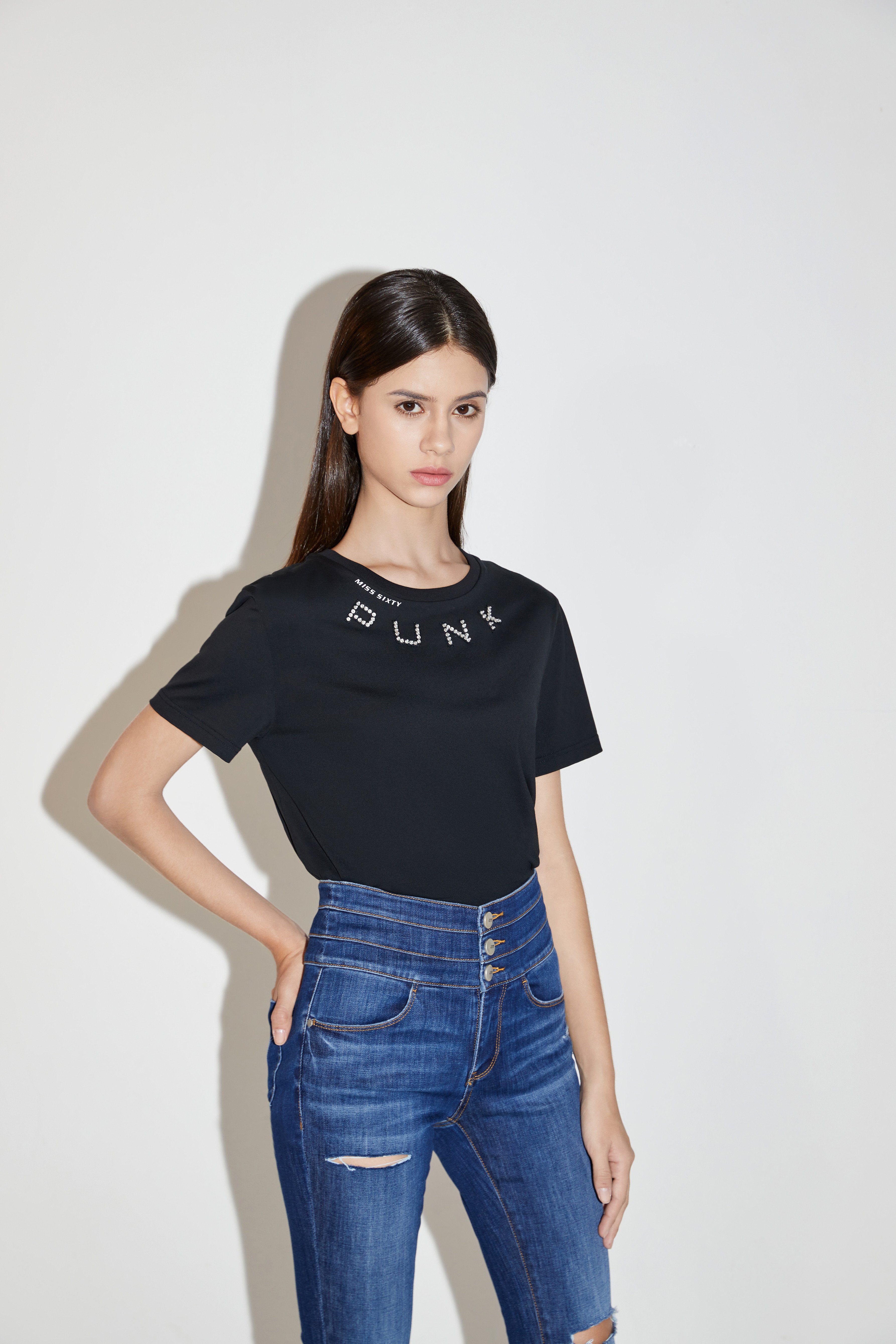 

Футболка женская Miss Sixty XS черный 603SJ3260000G24-XS
