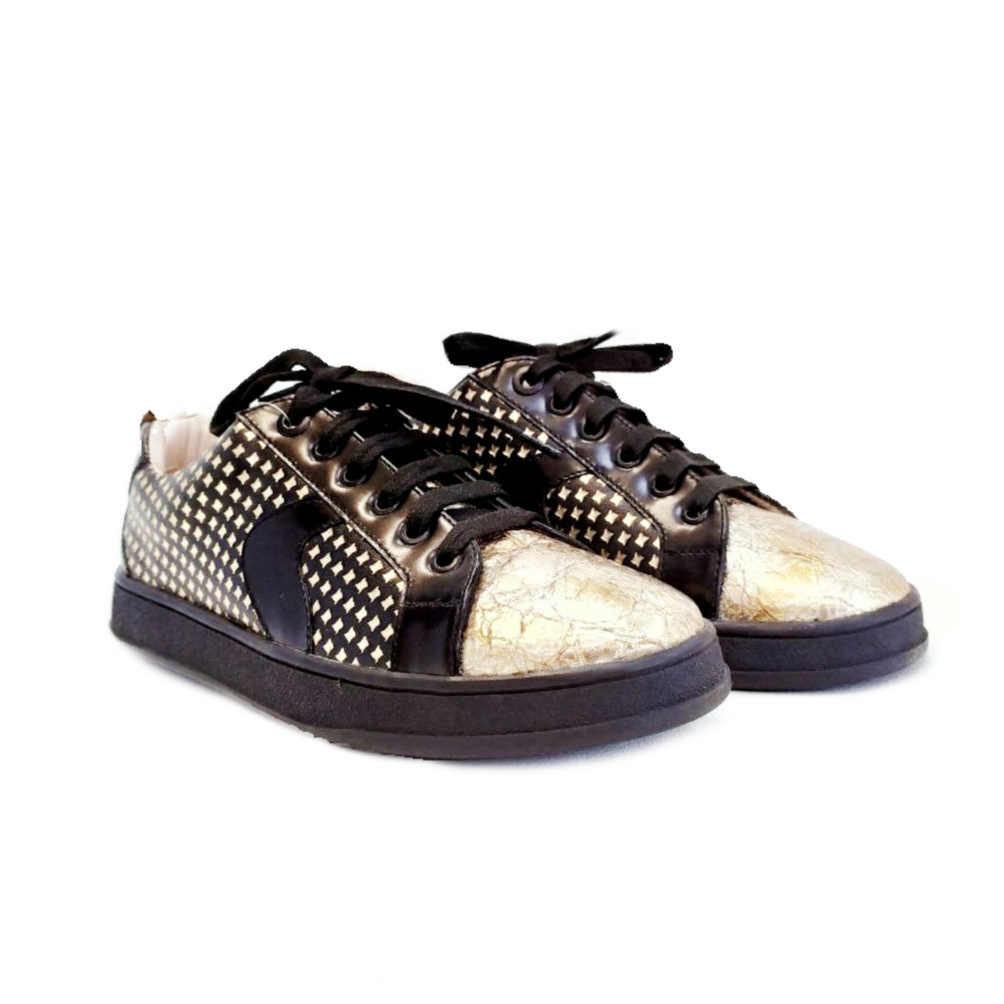 

Женские кеды Dostoevsky shoes Gold 38 (25 см) золотистого цвета (108)