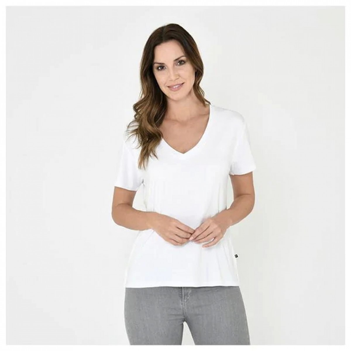 

Футболка Firetrap Blackseal V Neck Tee White, L (48)