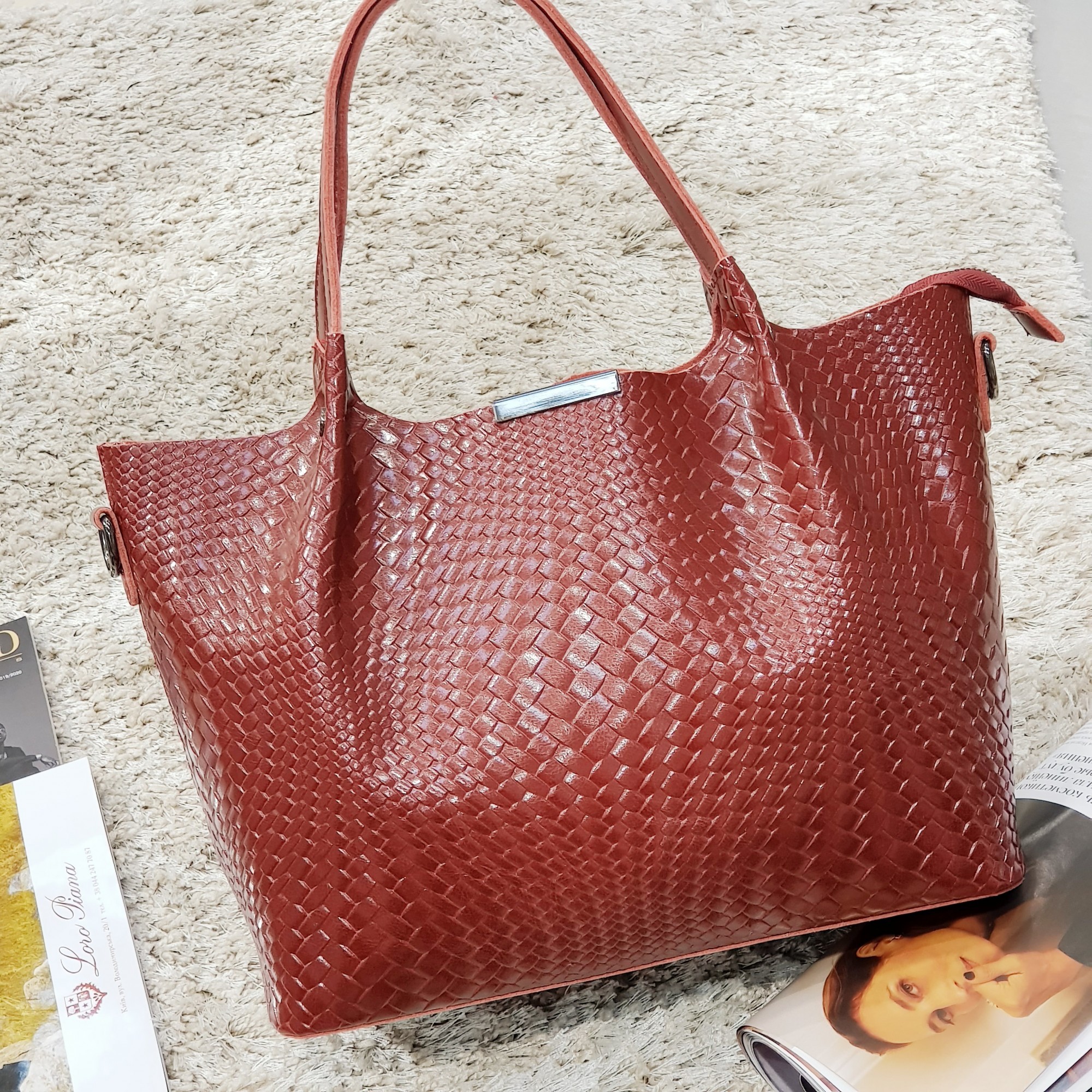 

Сумка женская Fashion кожаная красная 8622