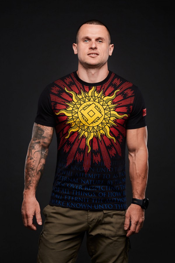 

Футболка чоловіча Sva Stone Sol Invictus M чорна
