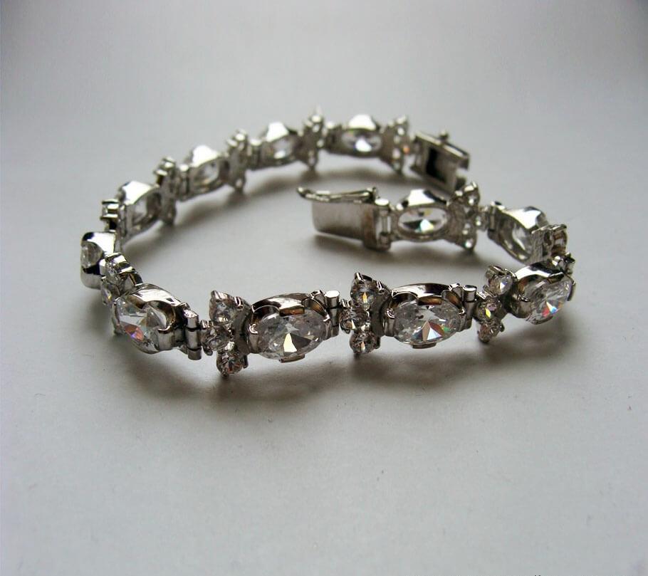 

Женский браслет шик Maxi Silver 5800