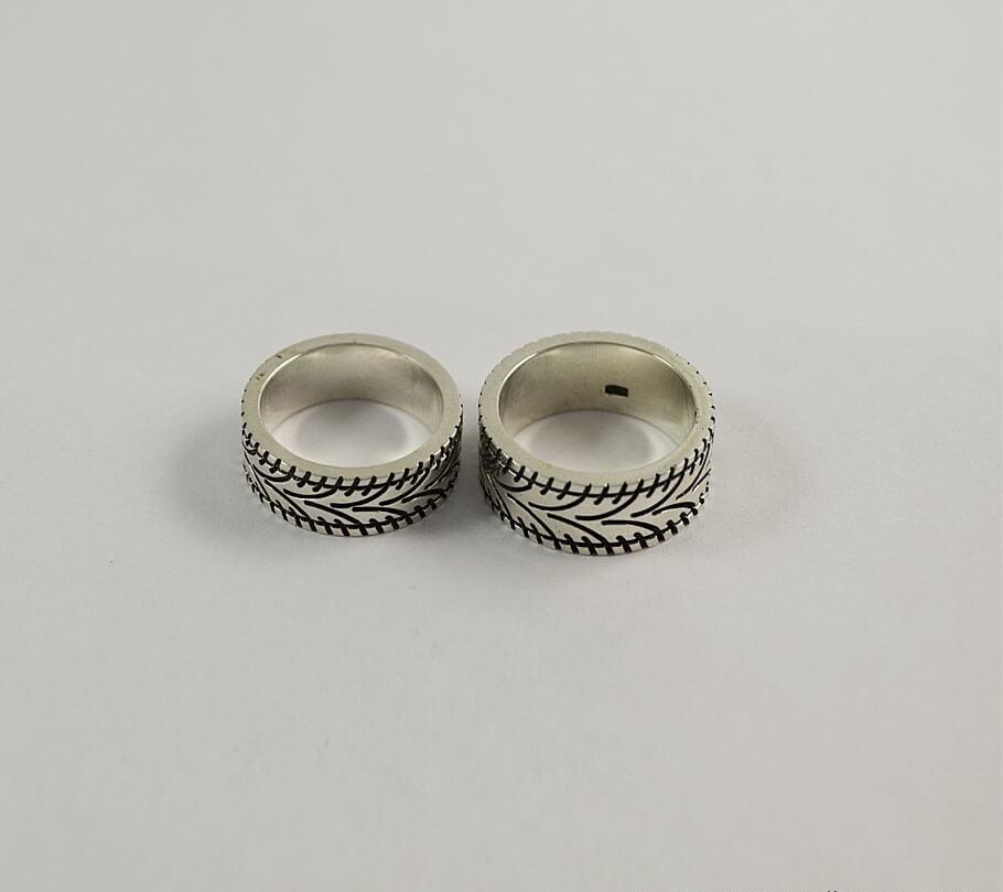 

Кольцо покрышка Maxi Silver 6331 SE, размер 19