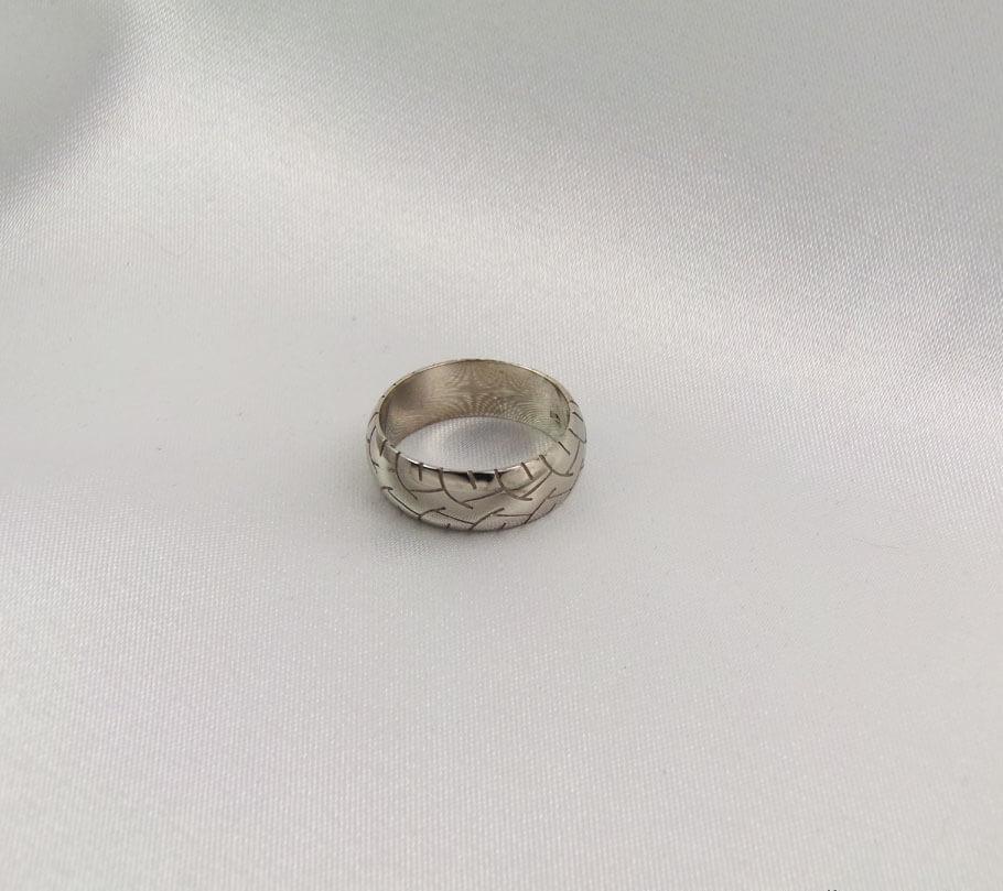 

Кольцо шина Maxi Silver 5224 SE, размер 21.5