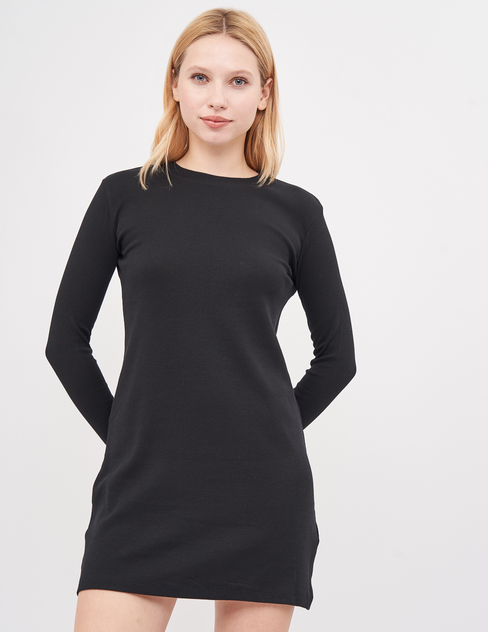 

Платье PULL & BEAR Ж1056110 (5390/302/800) цвет черный L