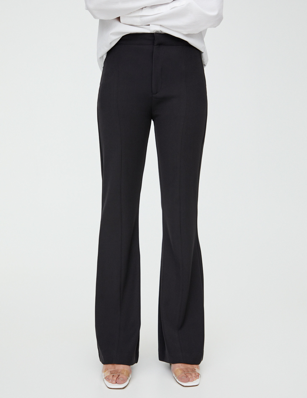 

Брюки PULL & BEAR Ж1056234 (9671/316/800) цвет черный M