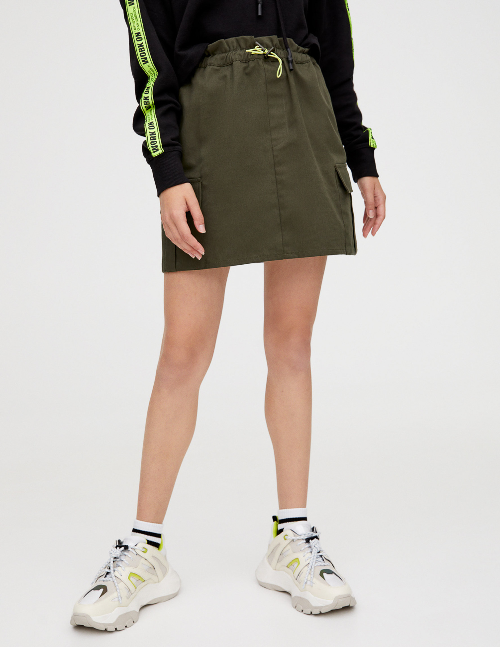 

Юбка PULL & BEAR Ж1055993 (9395/316/505) цвет зеленый, Юбка PULL & BEAR Ж1055993 (9395/316/505) цвет зеленый XL