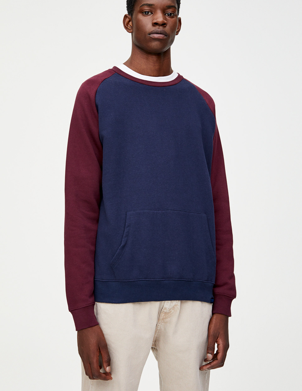 

Свитшот PULL & BEAR М0107512 (9595/503/606) цвет синий-бордовый S