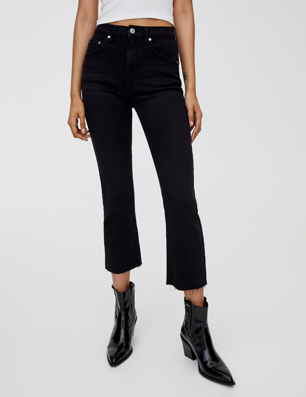 

Джинсы PULL & BEAR Ж1055834 (9684/304/800) цвет черный XXS