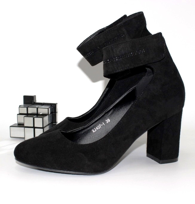 

Туфли женские на липучке Q.Shoes KJ407-1 37 24.0см черный