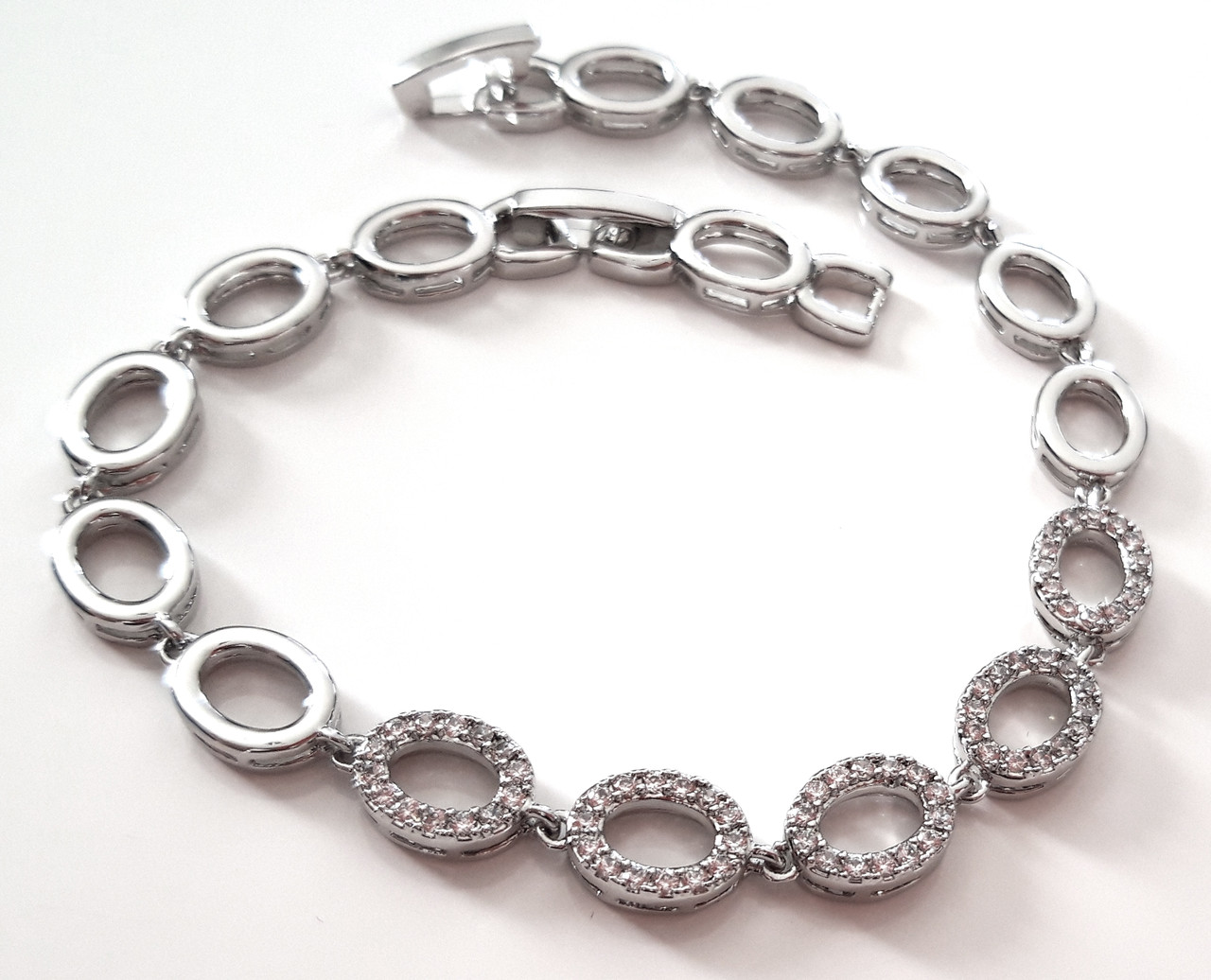 

Браслет на руку Xuping Jewelry родий с цирконами 0.7х17,5-20 см (ХРВ-067)