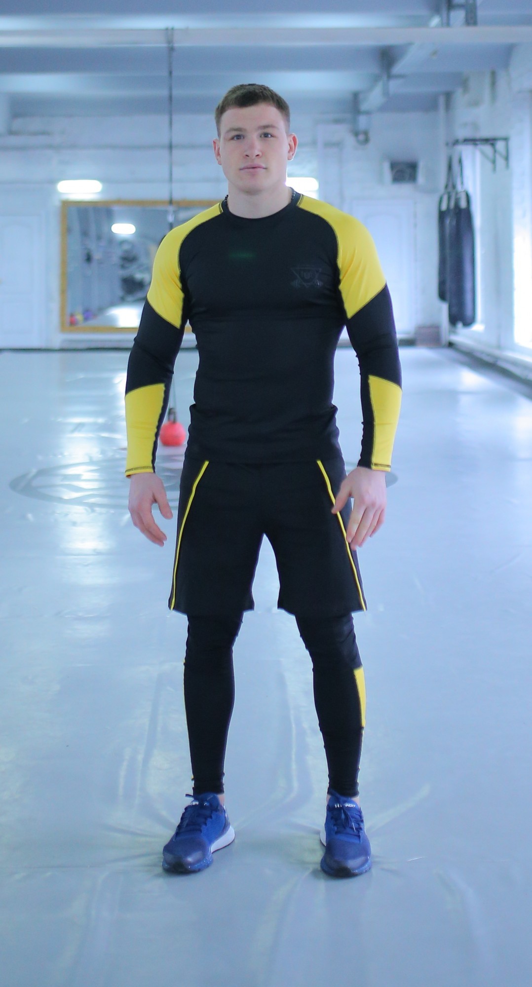 

Спортивный мужской набор Force yellow 3 0 FitU L Черный