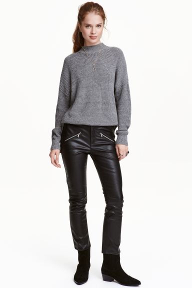 

Брюки из искусственной кожи H&M  Черный, Брюки из искусственной кожи H&M 34 Черный