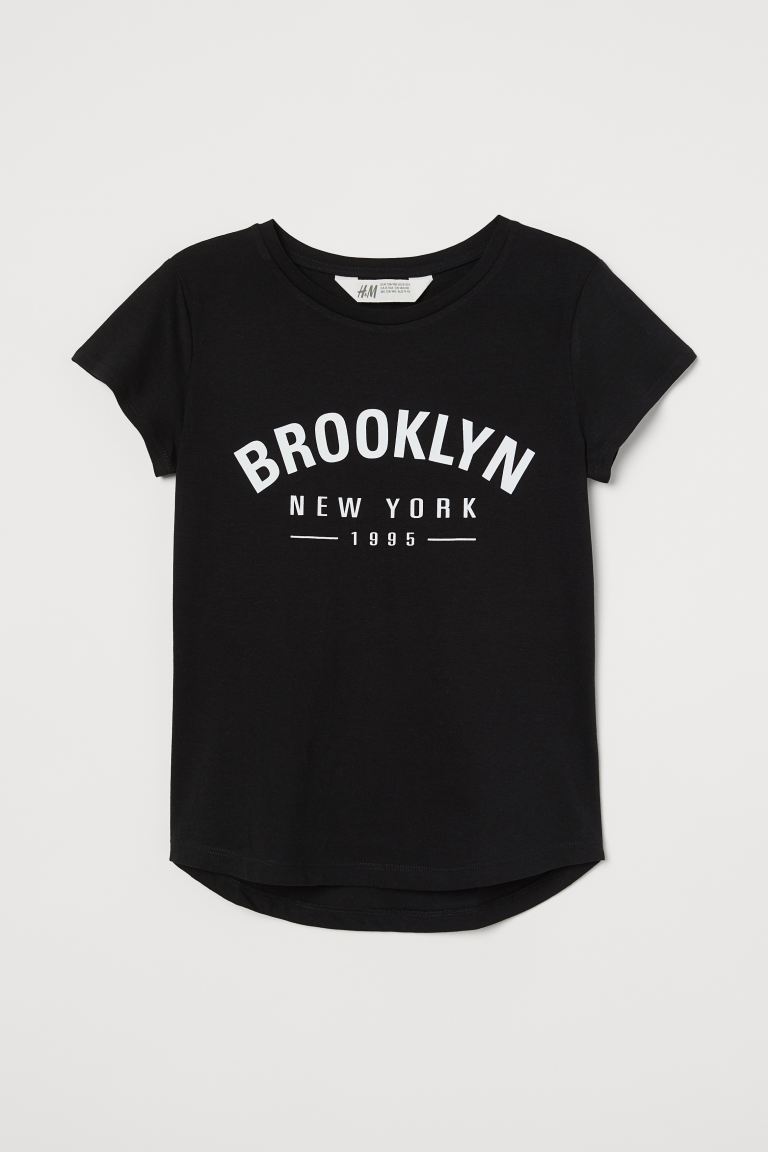 

Футболка с принтом H&M 146/152 Черный/Бруклин