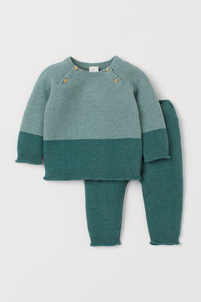 

Джемпер и брючки H&M 74 Тускло-зеленый (0743791008)