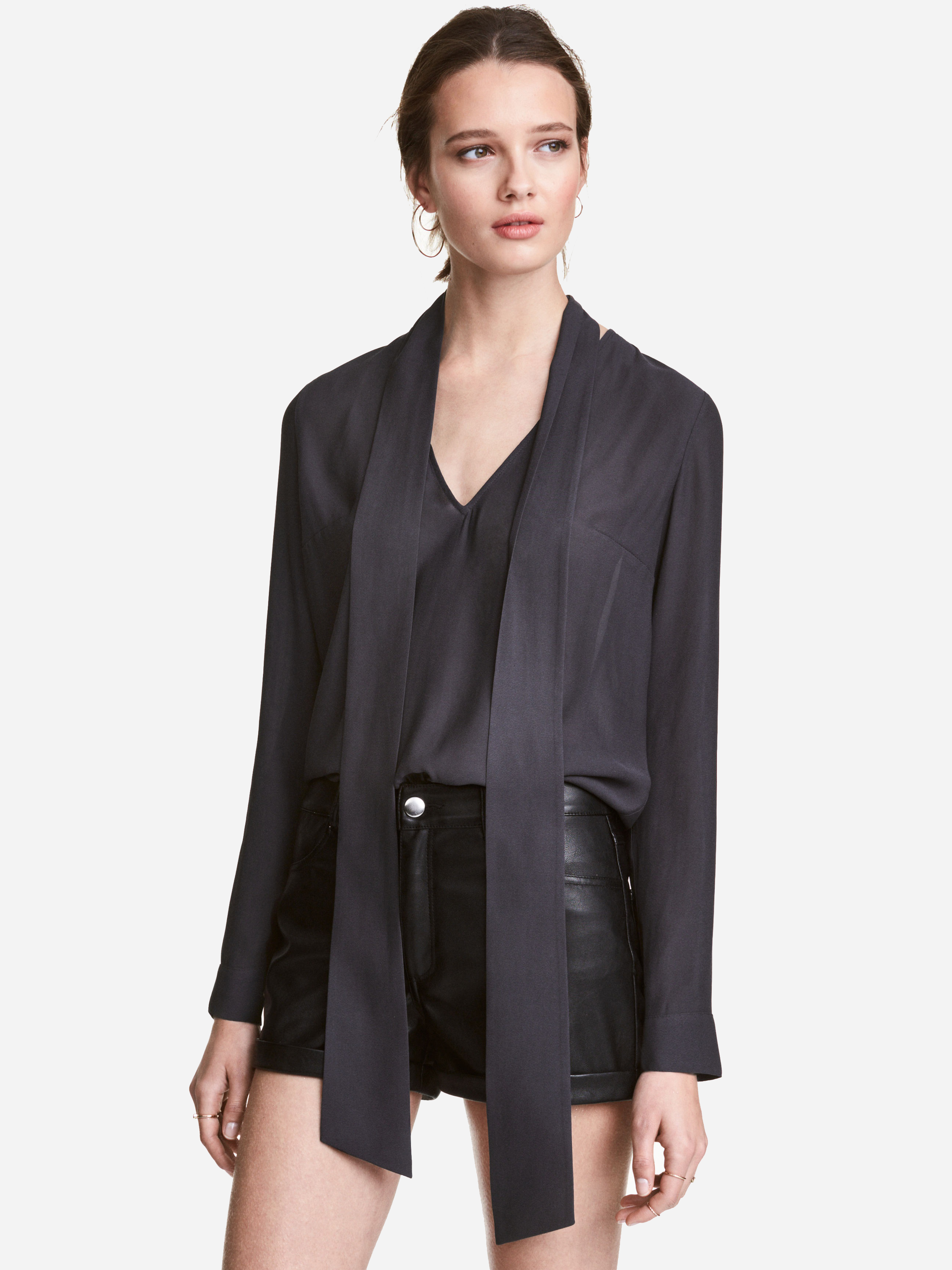 

Блузка H&M 4771954-AAAD 34 Черная