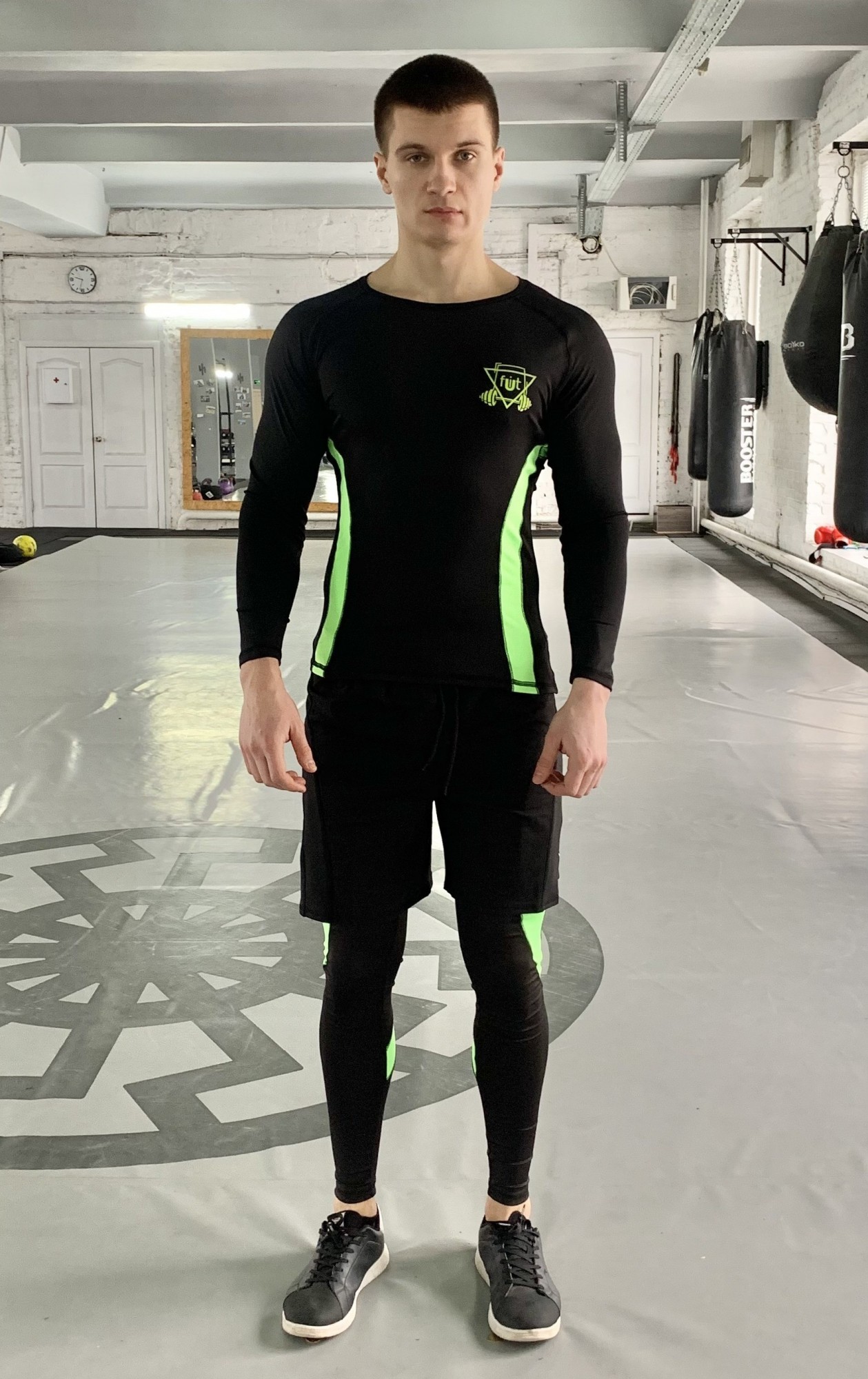 

Спортивный мужской набор (Рашгард тайтсы шорты) Rush G-black 3 0 FitU S Черный