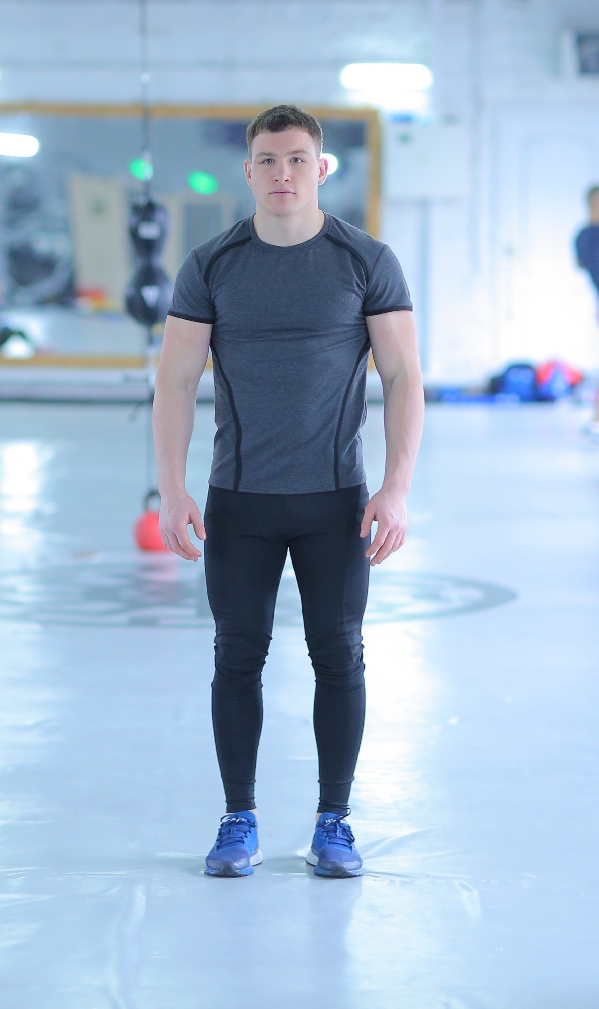 

Спортивная мужская футболка Glory gray FitU L Серый