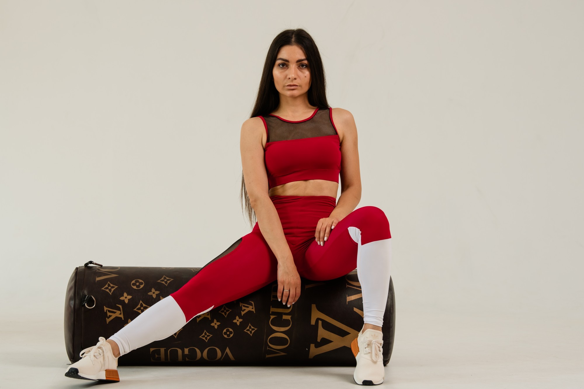 

Спортивный женский костюм (Топ леггинсы) FitU S Красный