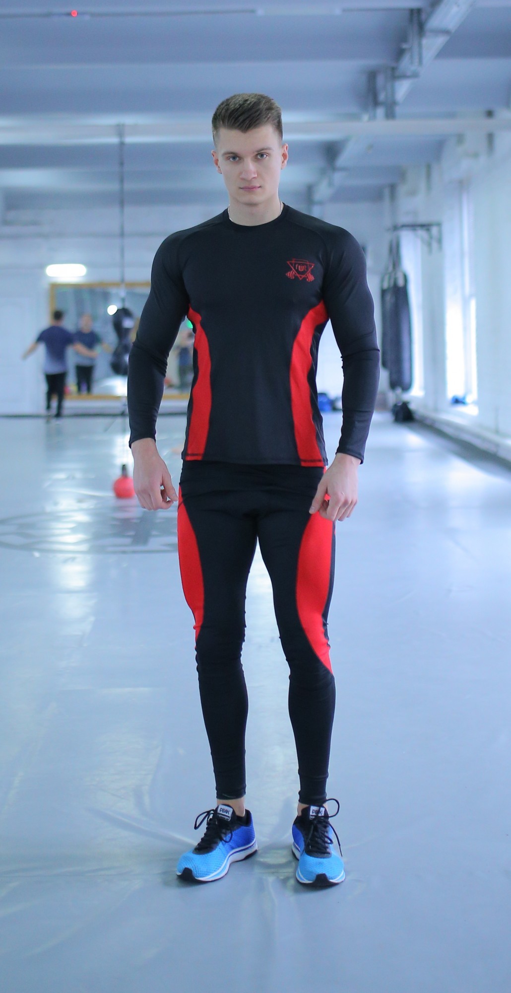 

Спортивный мужской набор Rush red 2 0 FitU M Черный