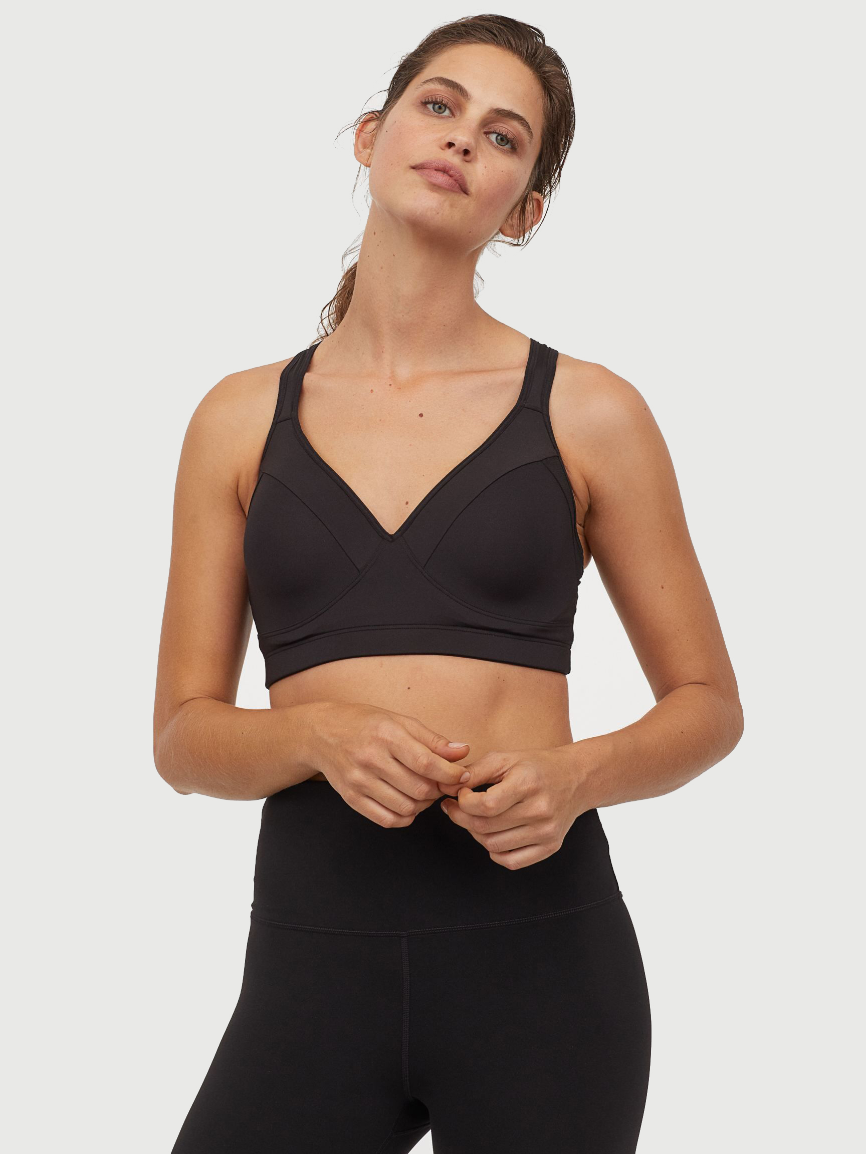 

Спортивный топ H&M Sport 7410401RP6 L Черный