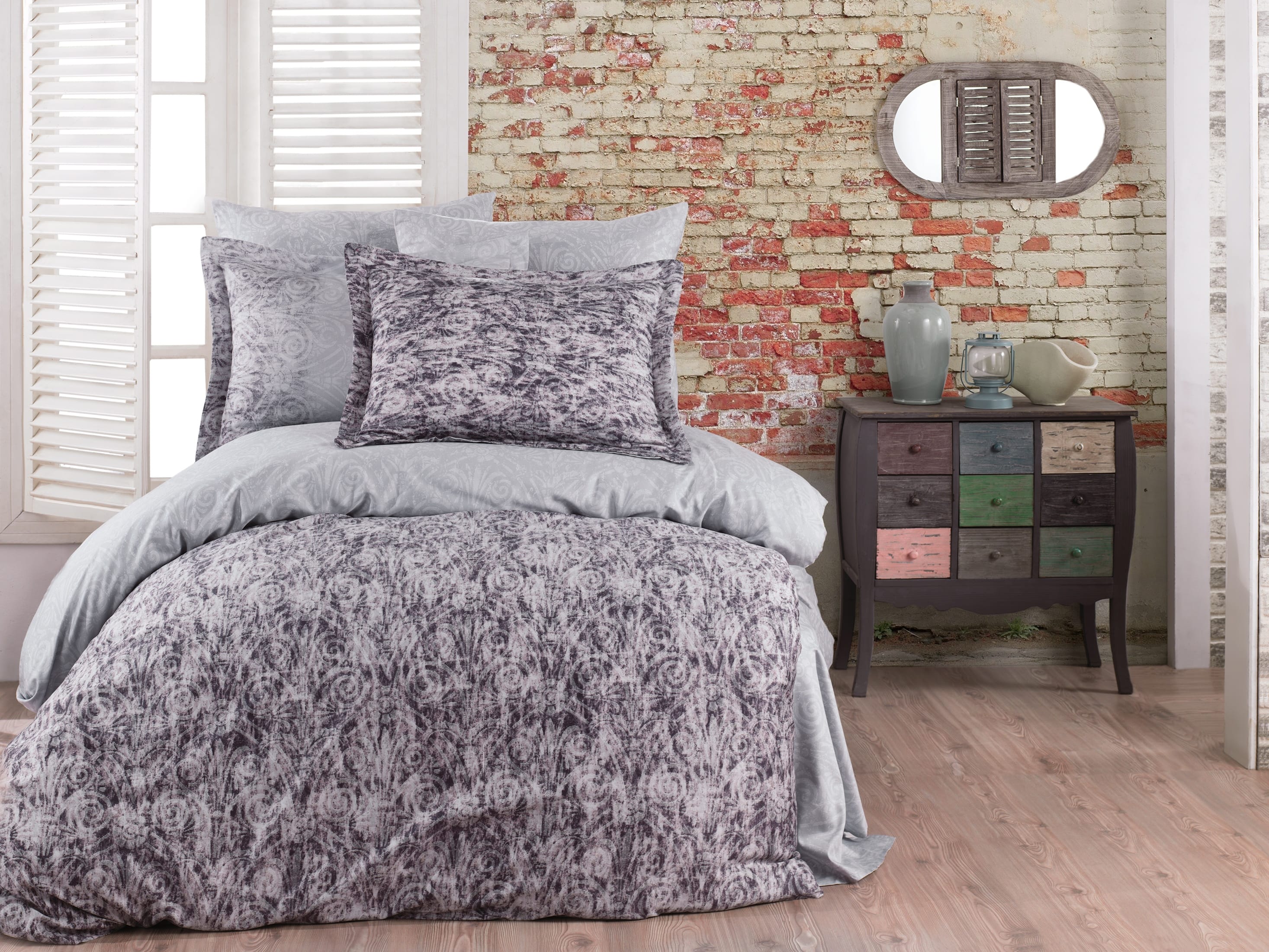 

Комплект постельного белья Zugo Home Сатин Tamara V1 200x220 (ts-01837)