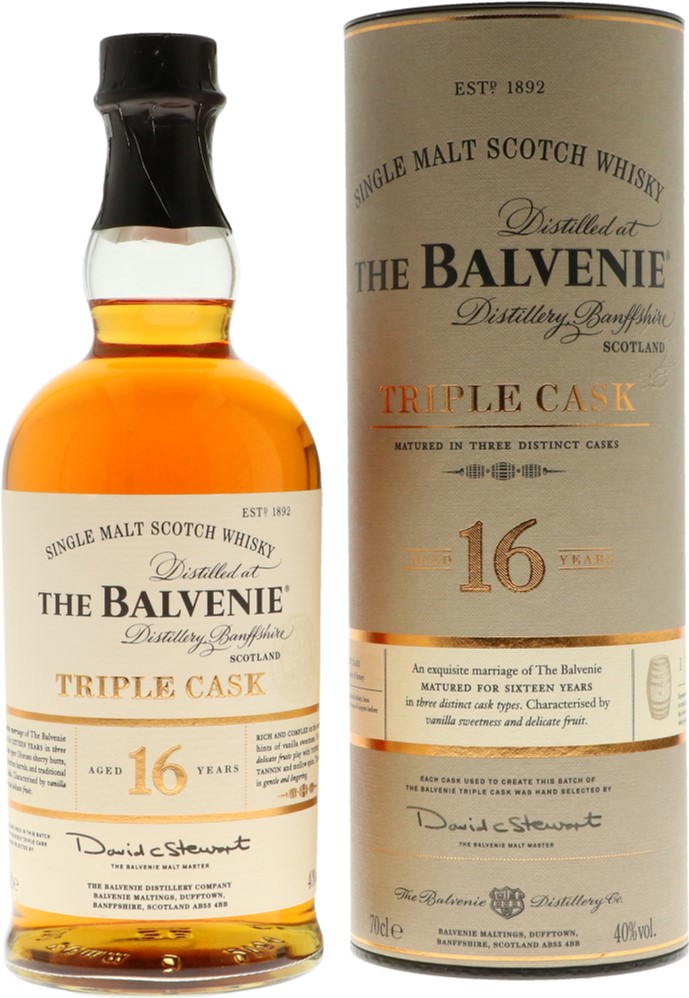 Акція на Виски односолодовый Balvenie Triple Cask в подарочной упаковке 0.7 л 40% (5010327545073) від Rozetka UA