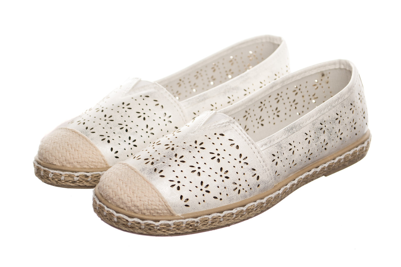 

Жіночі балетки Collection 38 Silver White