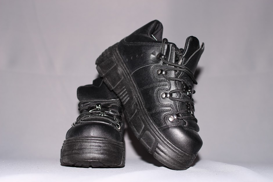 

Кросівки Nasty Gal PU Hiker 36 Чорні