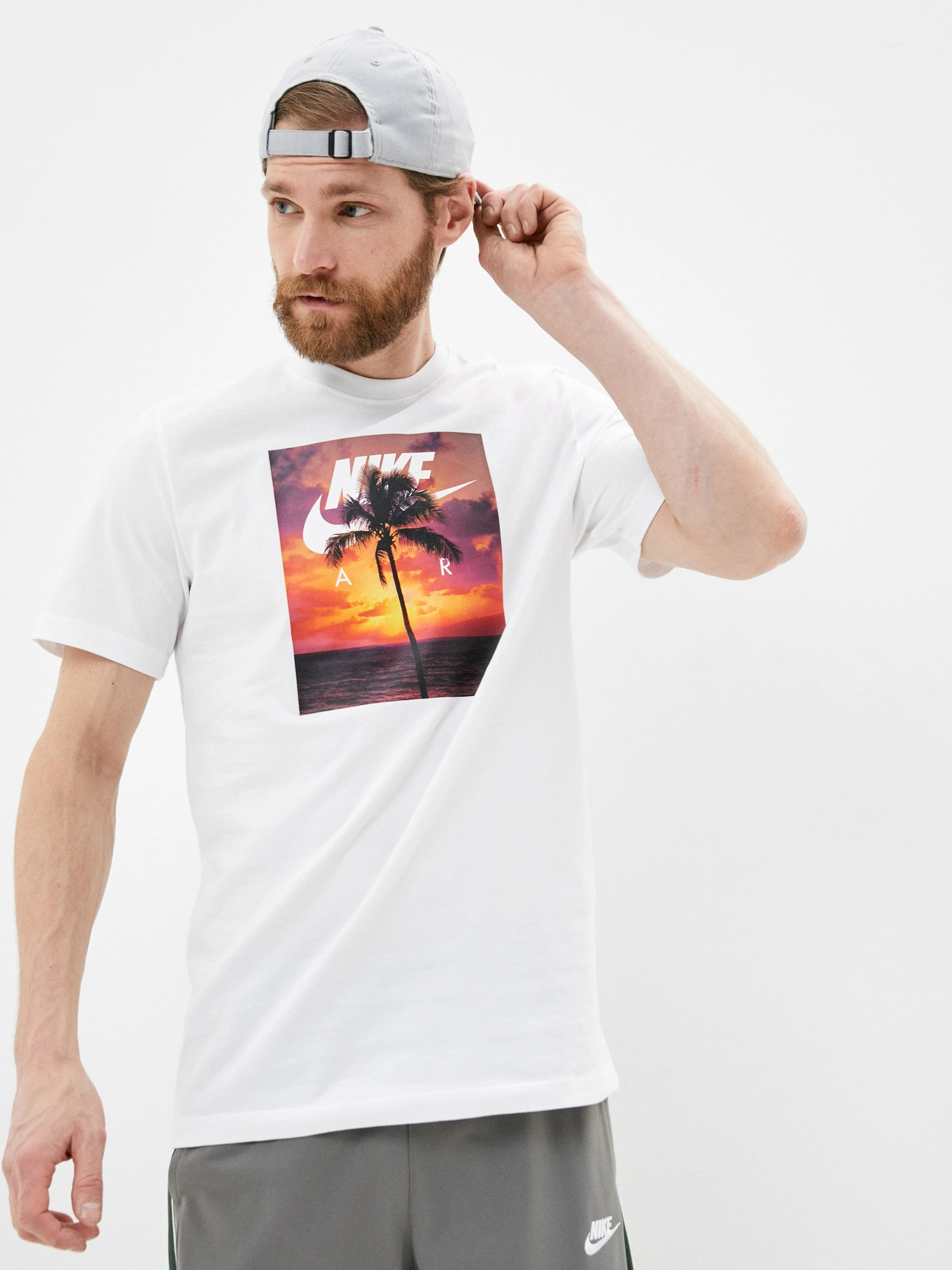

Футболка Nike M Nsw Tee Spring Brk Photo DB6163-100 L